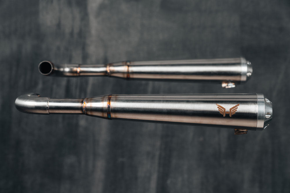Triumph Bobber - Slip-ons – Hitchcox Motorcycles